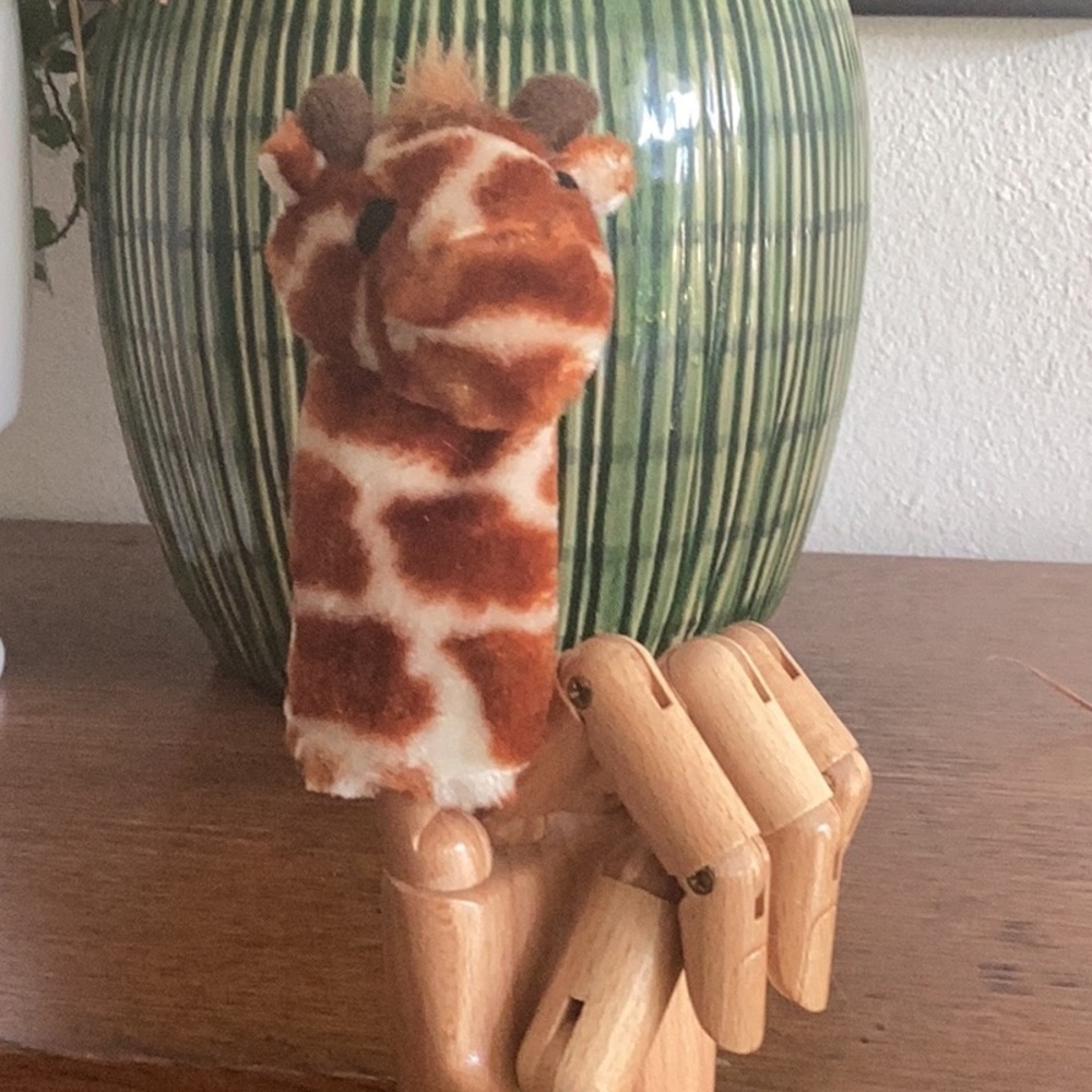 Vintage Sonic Drive-In Kid’s Meal Giraffe Finger Puppet Plush Toy
